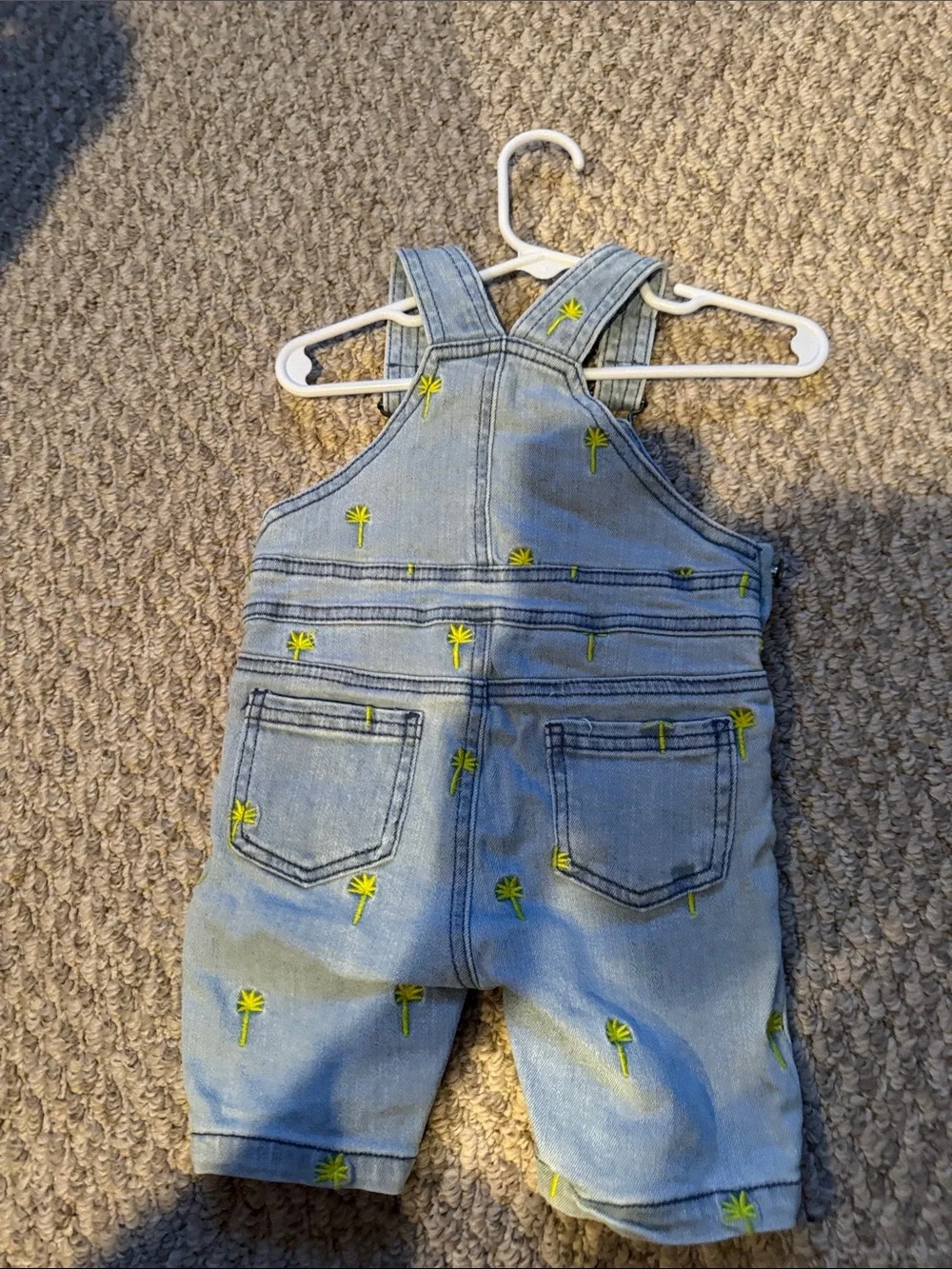Stella McCartney Kids Light Blue Denim Palm Embroidered Short Overalls